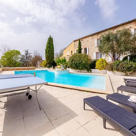 Larmes - Spacieuse - Piscine - Willa *