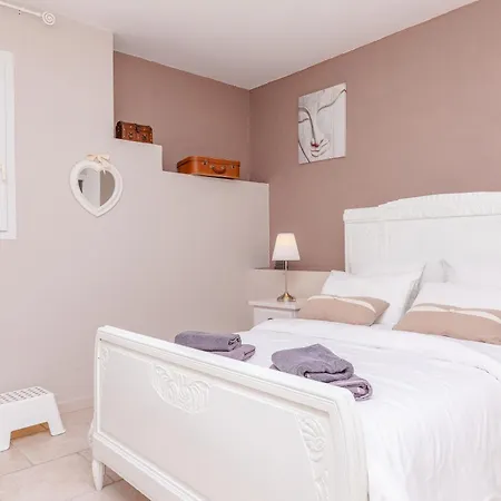 Larmes - Spacieuse - Piscine - Puybegon