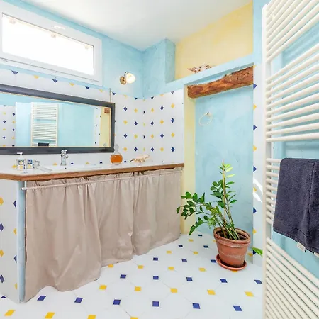 Larmes - Spacieuse - Piscine - Villa