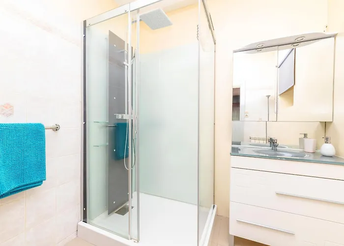 Larmes - Spacieuse - Piscine - Villa Puybegon