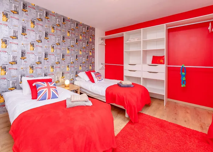 Larmes - Spacieuse - Piscine - Puybegon